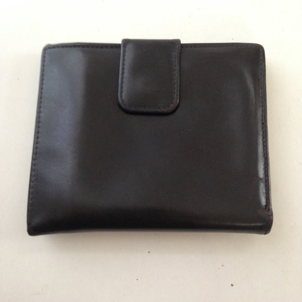 Authentic, Gucci Dark Brown Enamel Trifold Wallet