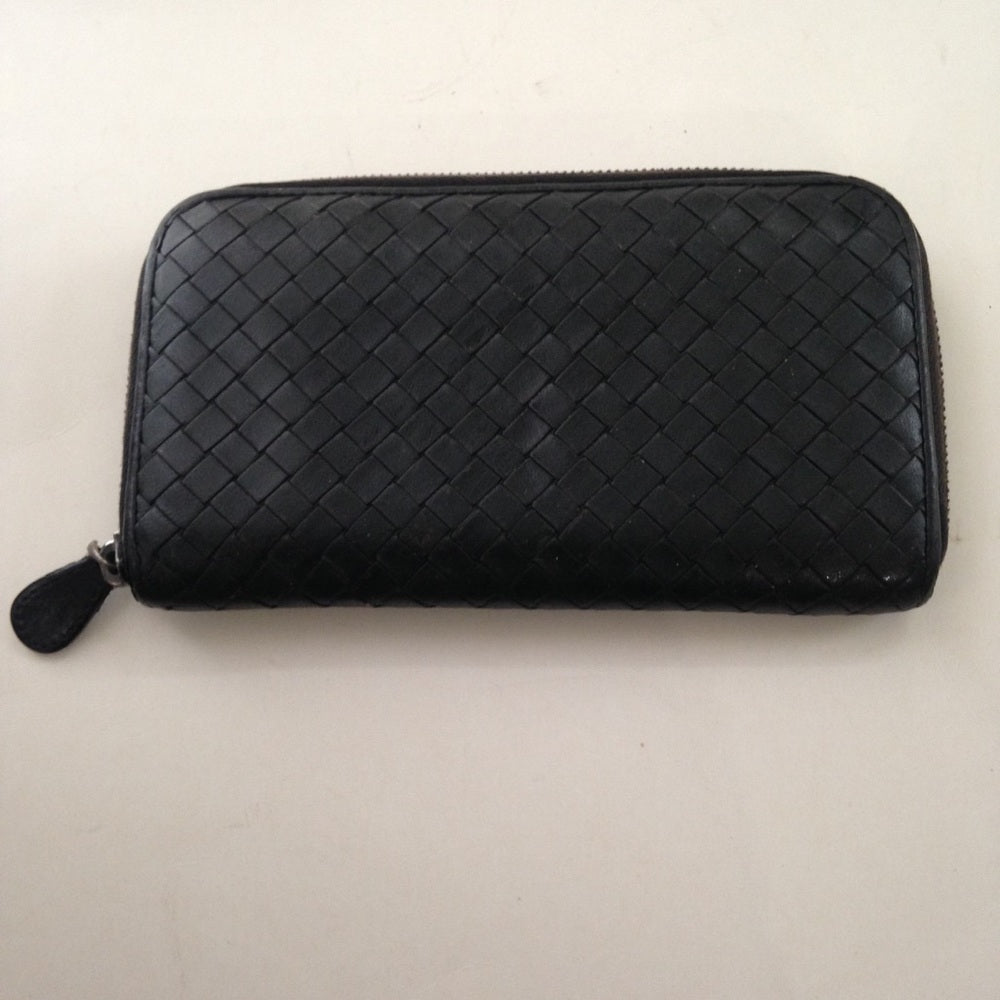 Bottega Veneta Black Leather Zip-Around Long Wall