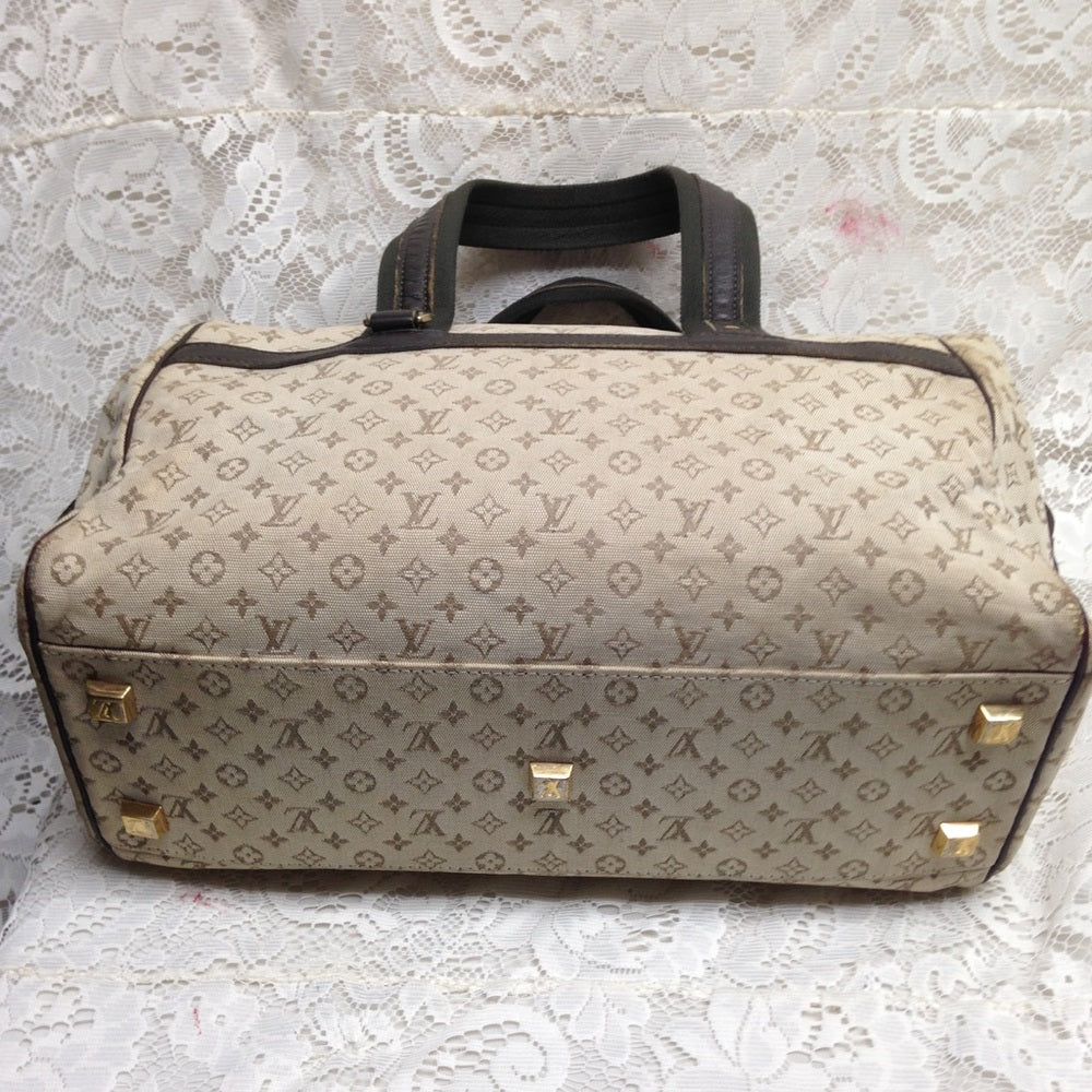 Louis Vuitton Mini Lin Beige Josephine GM Handbag