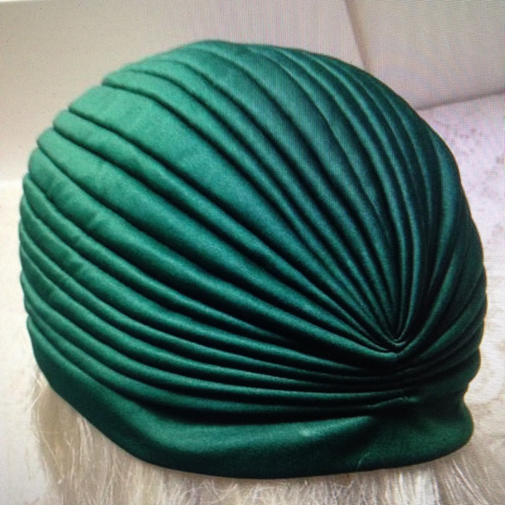 Fabulous Green Cloche, Turban, Flapper Style Hat