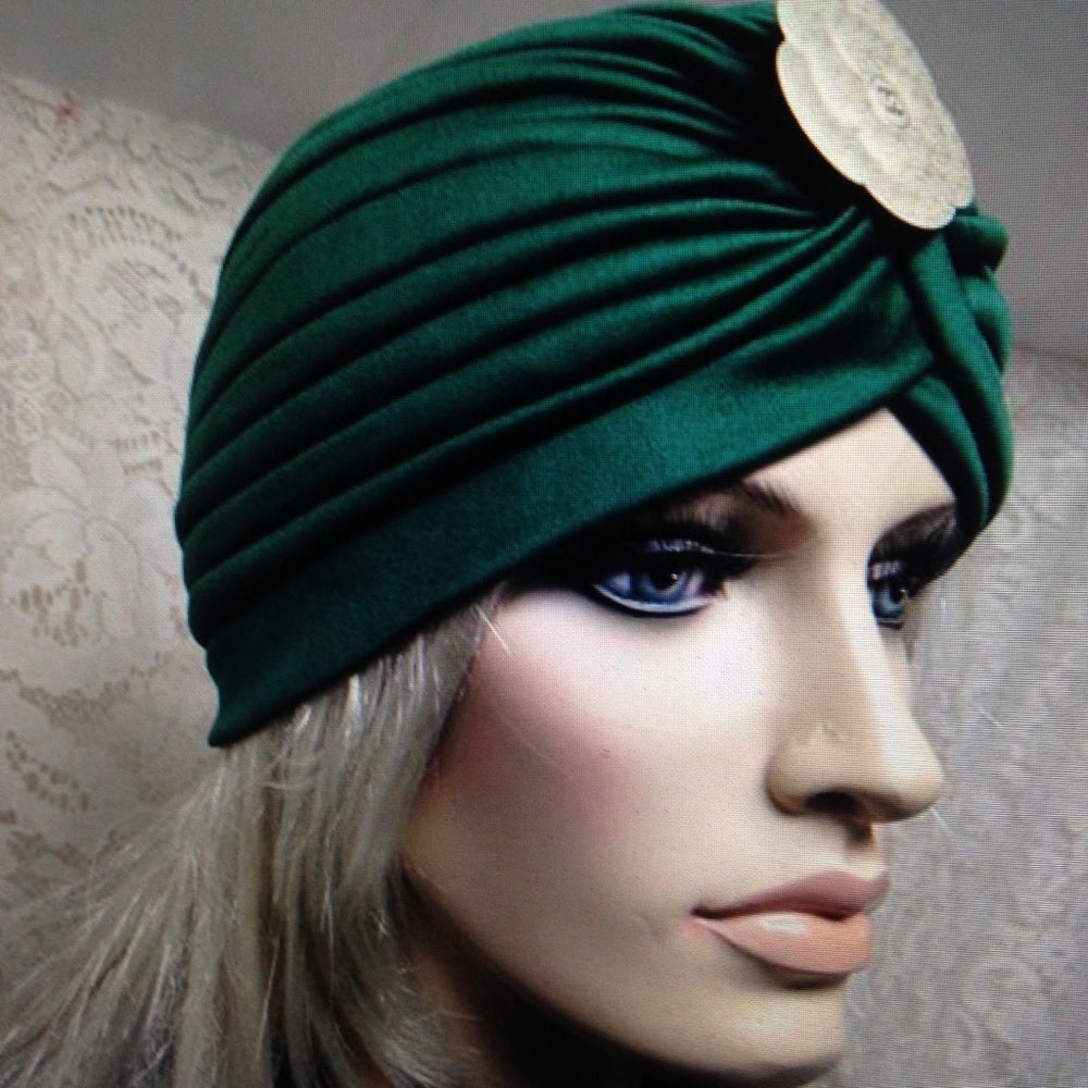 Fabulous Green Cloche, Turban, Flapper Style Hat