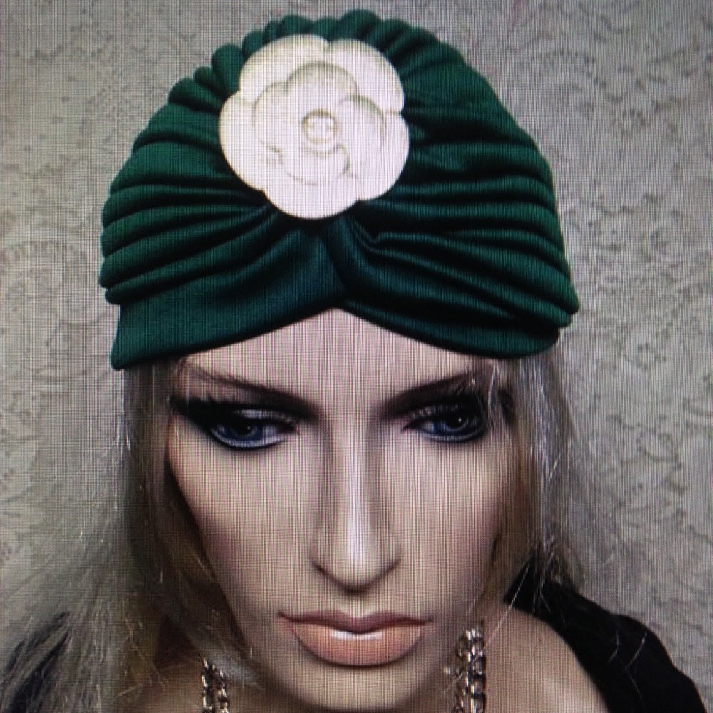 Fabulous Green Cloche, Turban, Flapper Style Hat