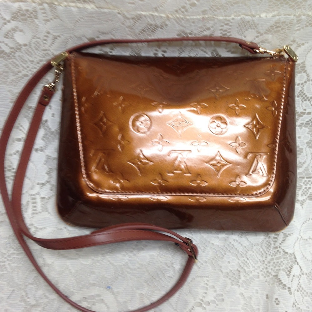 Louis Vuitton Bronze Vernis Shoulder-Crossbody