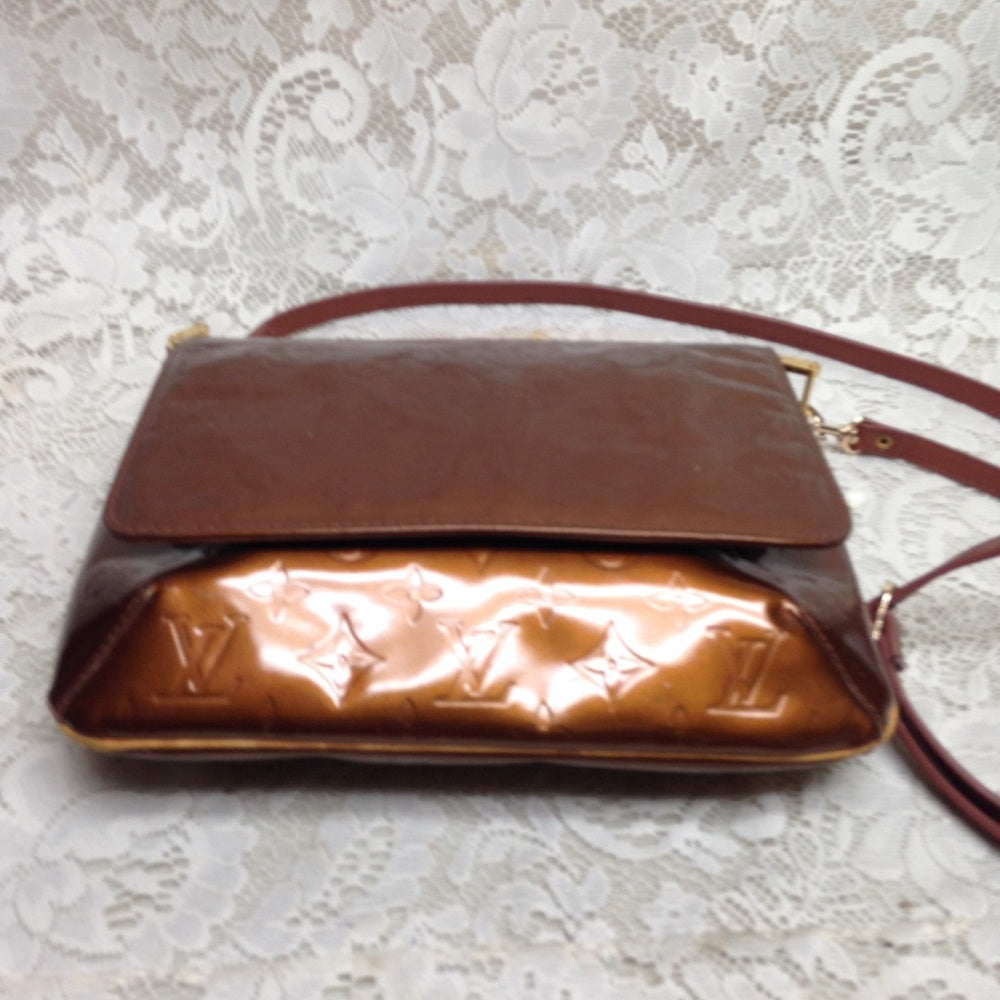 Louis Vuitton Bronze Vernis Shoulder-Crossbody