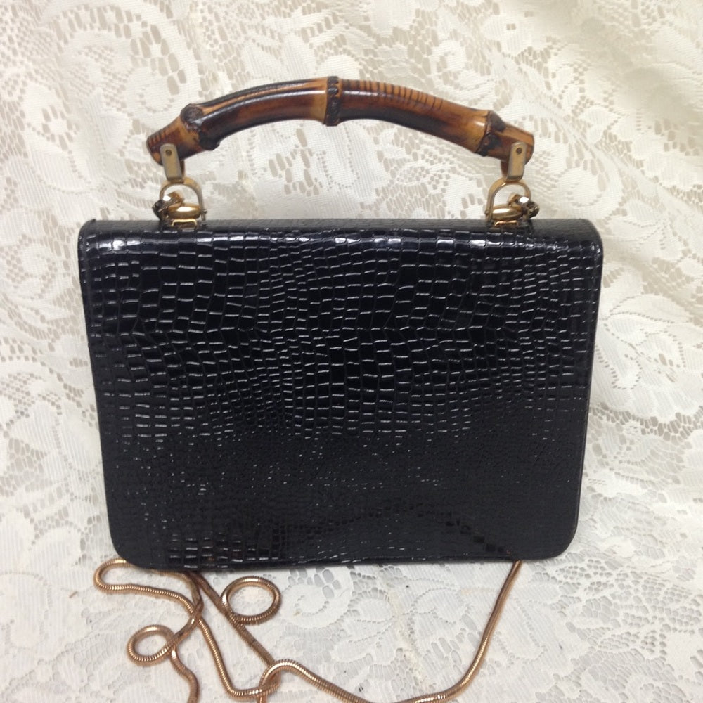 Elegant Embossed Black Croc Handbag-Crossbody