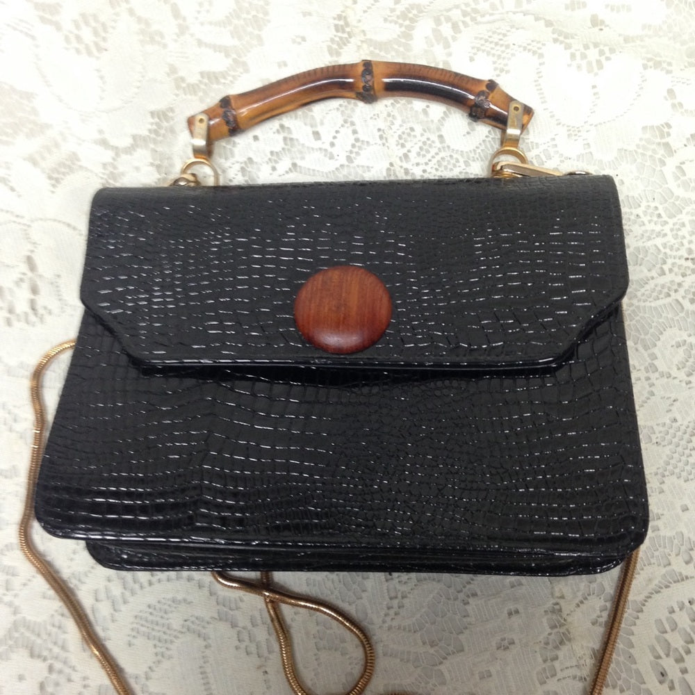 Elegant Embossed Black Croc Handbag-Crossbody