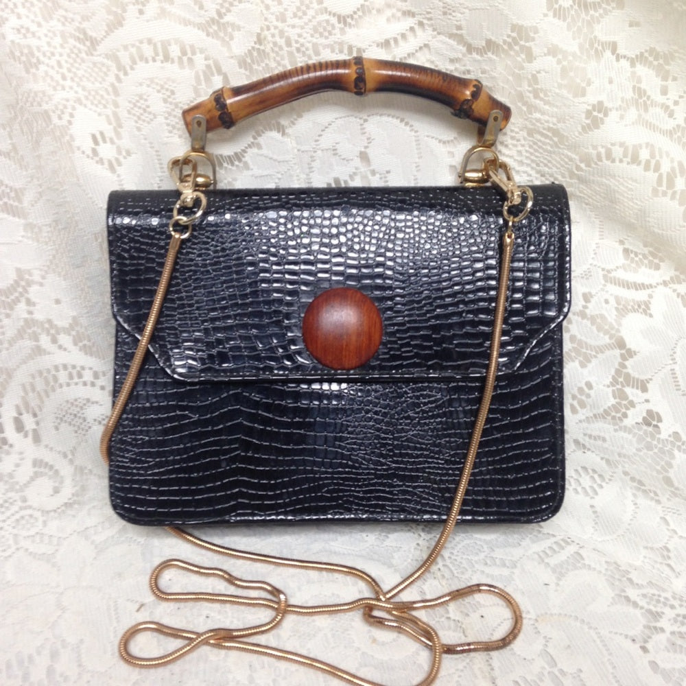 Elegant Embossed Black Croc Handbag-Crossbody