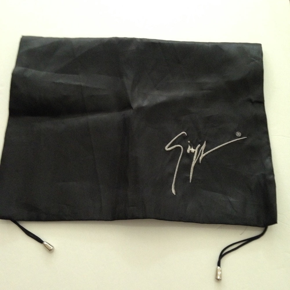 Black, Large Size Dust Bag 23in x 25in