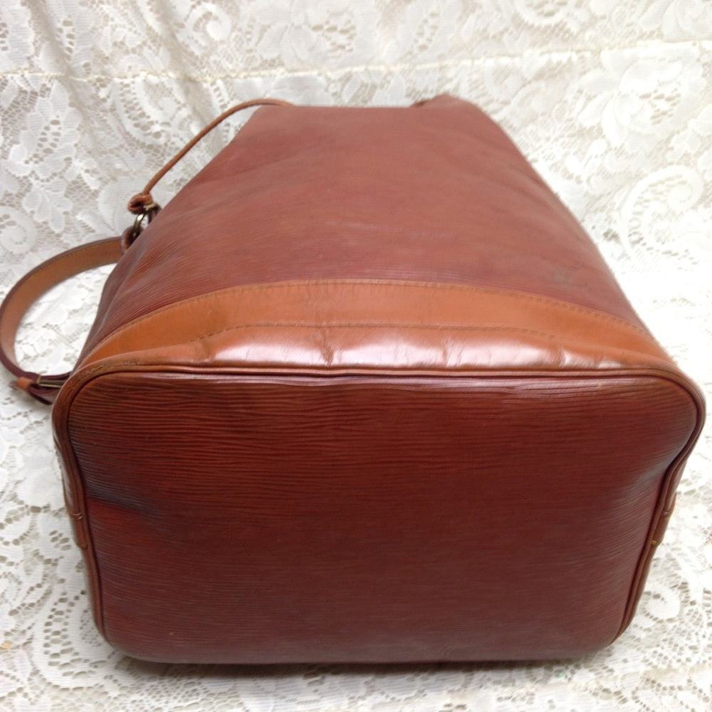 Louis Vuitton Brown Epi Leather GM Noe Draw String