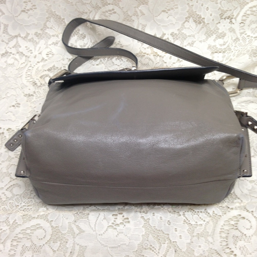 Marc by Marc Jacobs Gray Leather Shoulder-Crossbody