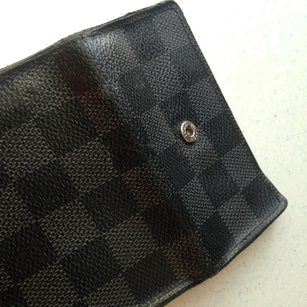 Louis Vuitton, Damier Graphite 6-Hooks Key Case