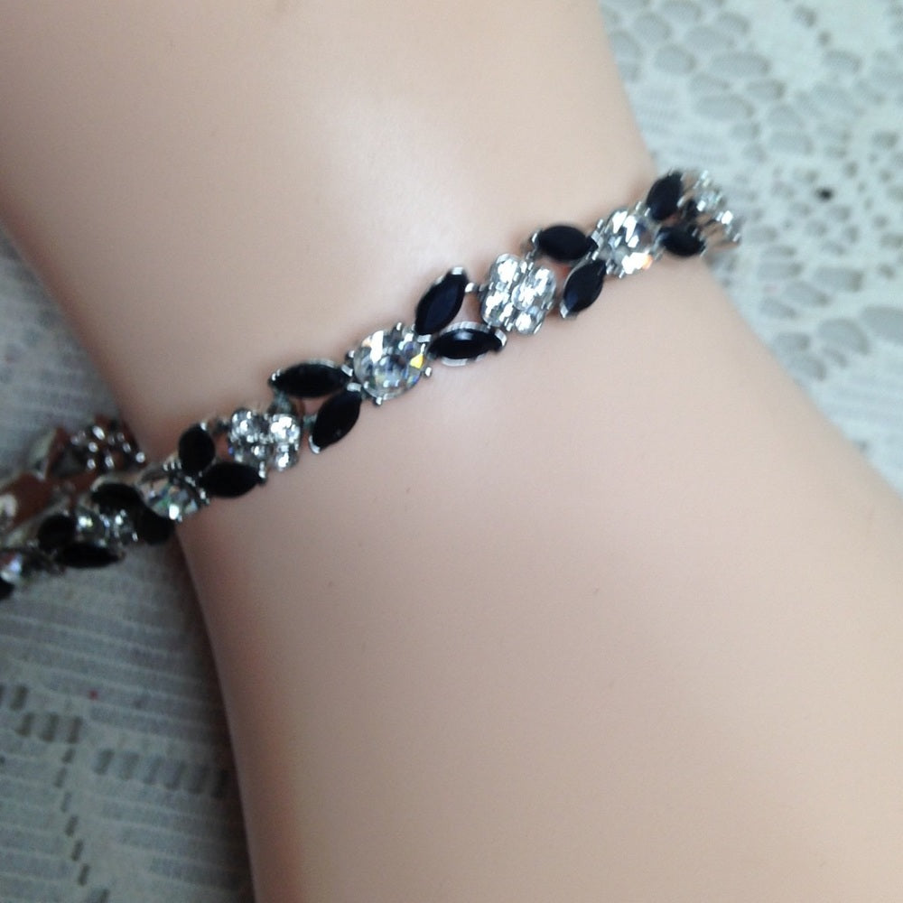 2pc Lot Black and Purple Rhinestone Bracelets