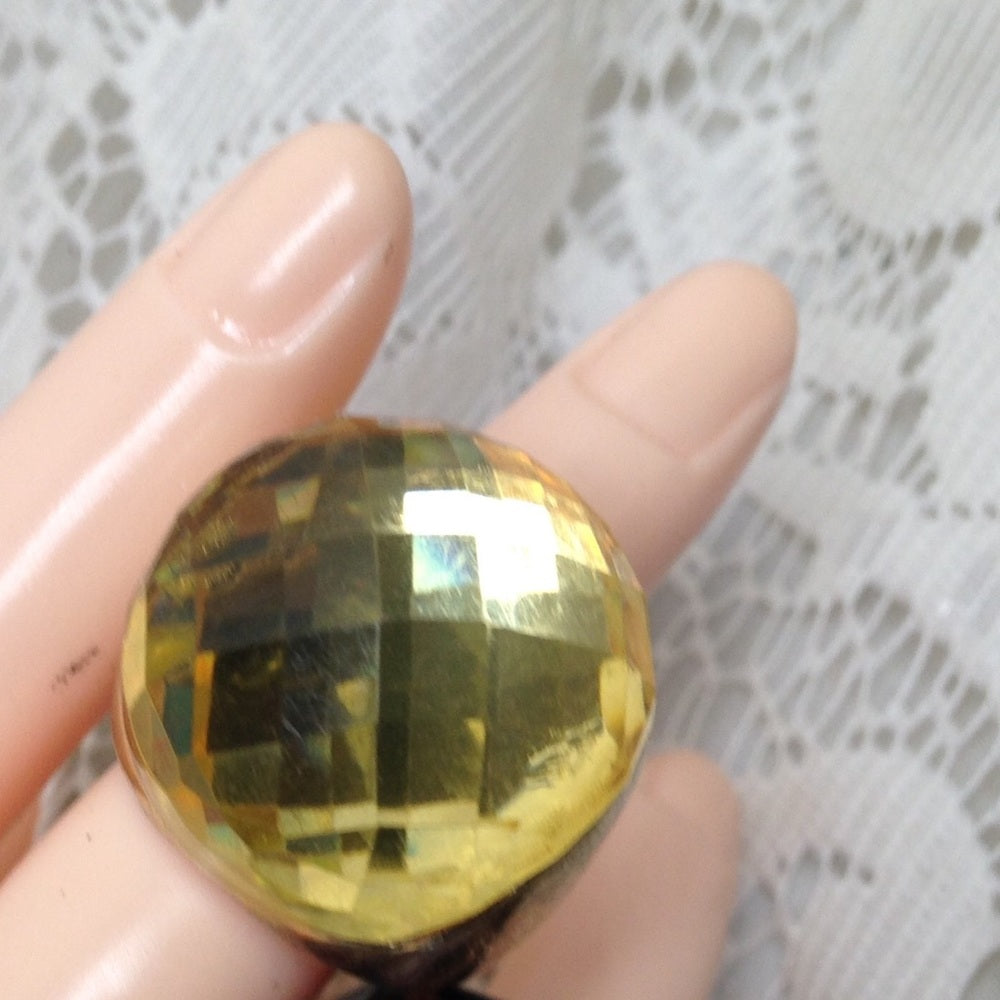 Vintage, 2pc Lot Floral Glass and Yellow Ring
