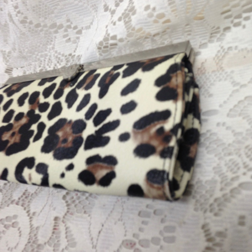 Faux Leopard Leather Kisslock Clutch 8.5in x 4in