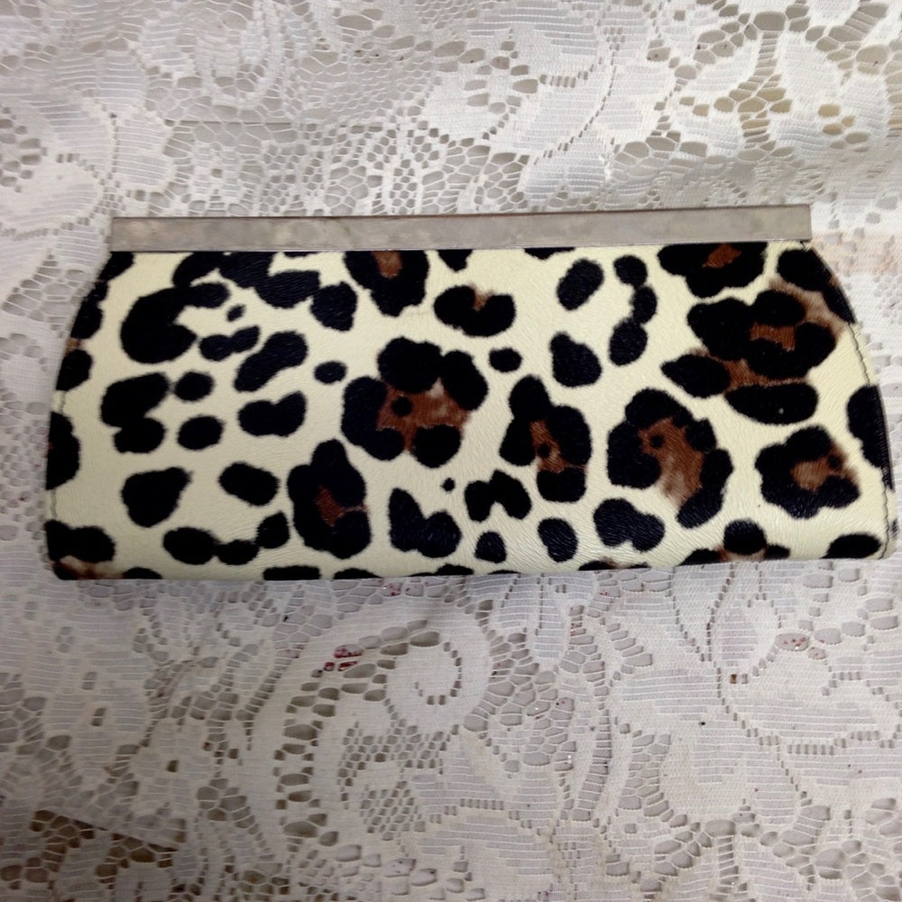 Faux Leopard Leather Kisslock Clutch 8.5in x 4in