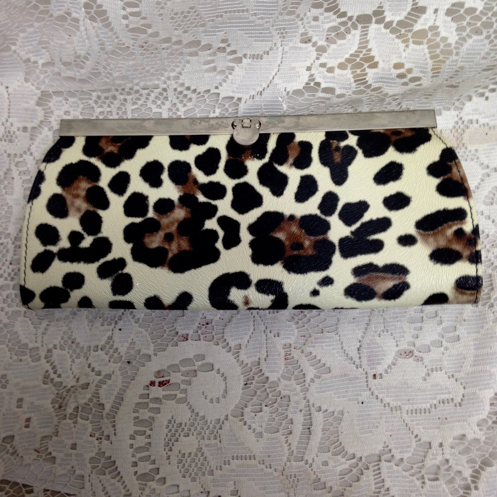 Faux Leopard Leather Kisslock Clutch 8.5in x 4in