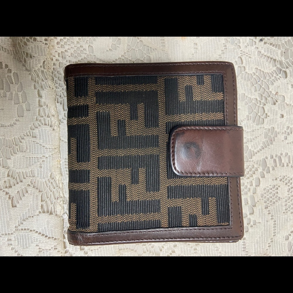 Fendi Italy, Zucca Pattern Unisex Compact Wallet 4.5in x 4.5in