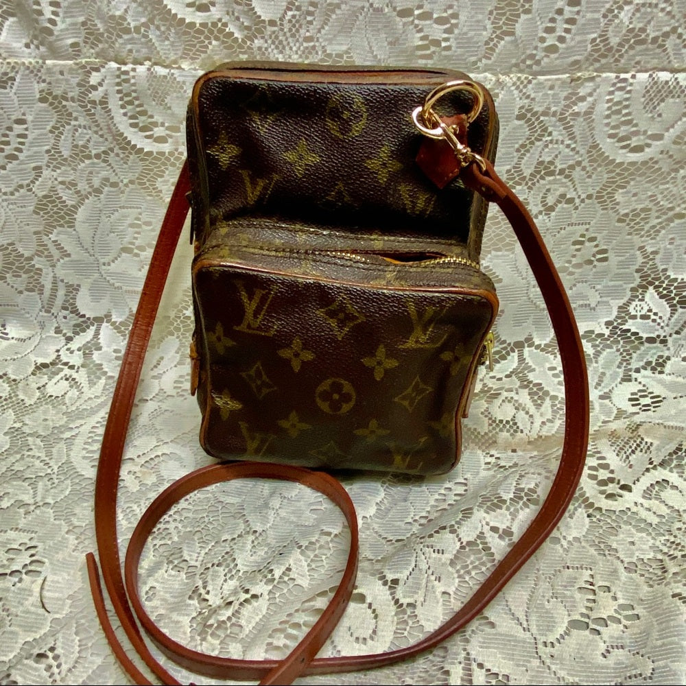 Rare, Vintage Louis Vuitton Mono Amazon PM Unisex Crossbody 7in x 5in x 3in