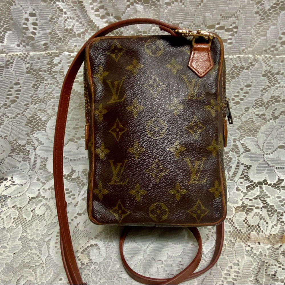 Rare, Vintage Louis Vuitton Mono Amazon PM Unisex Crossbody 7in x 5in x 3in