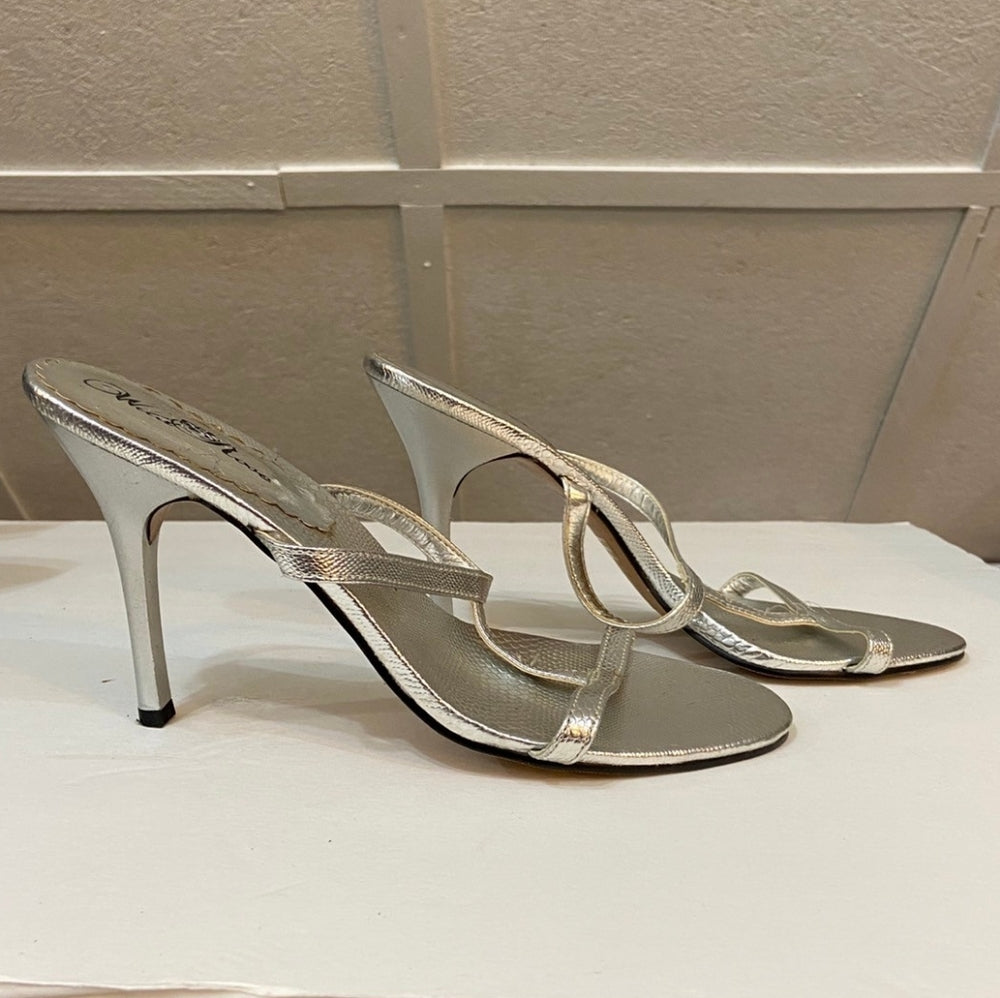 White Rose, Silver Heels - Size 9