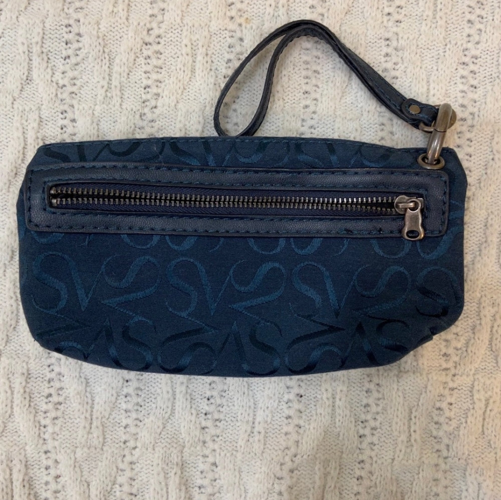 Simply Vera Vera Wang, Blue Wristlet