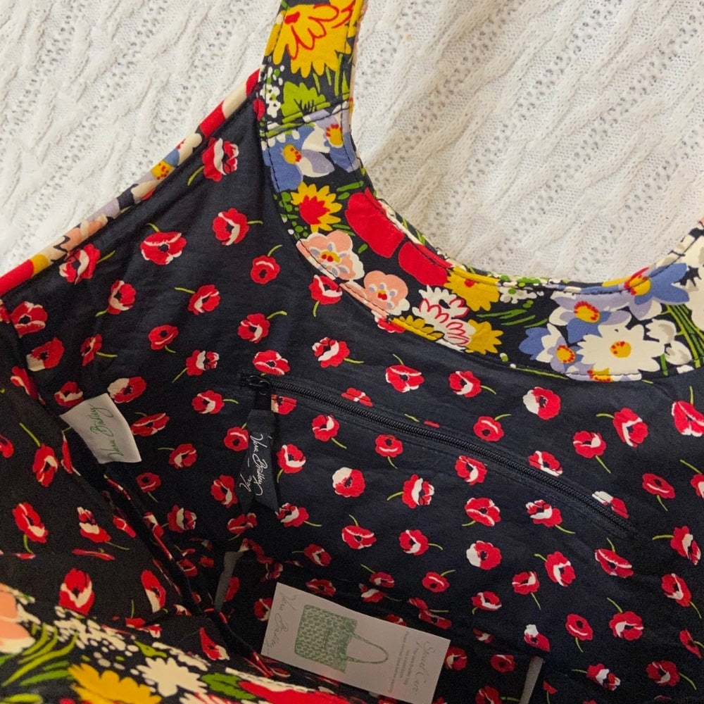 Vera Bradley, Floral Shoulder Bag w/tag