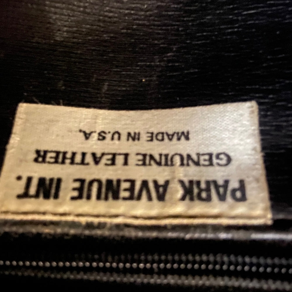 Park Avenue International, Genuine Leather White and Gold Hand Bag