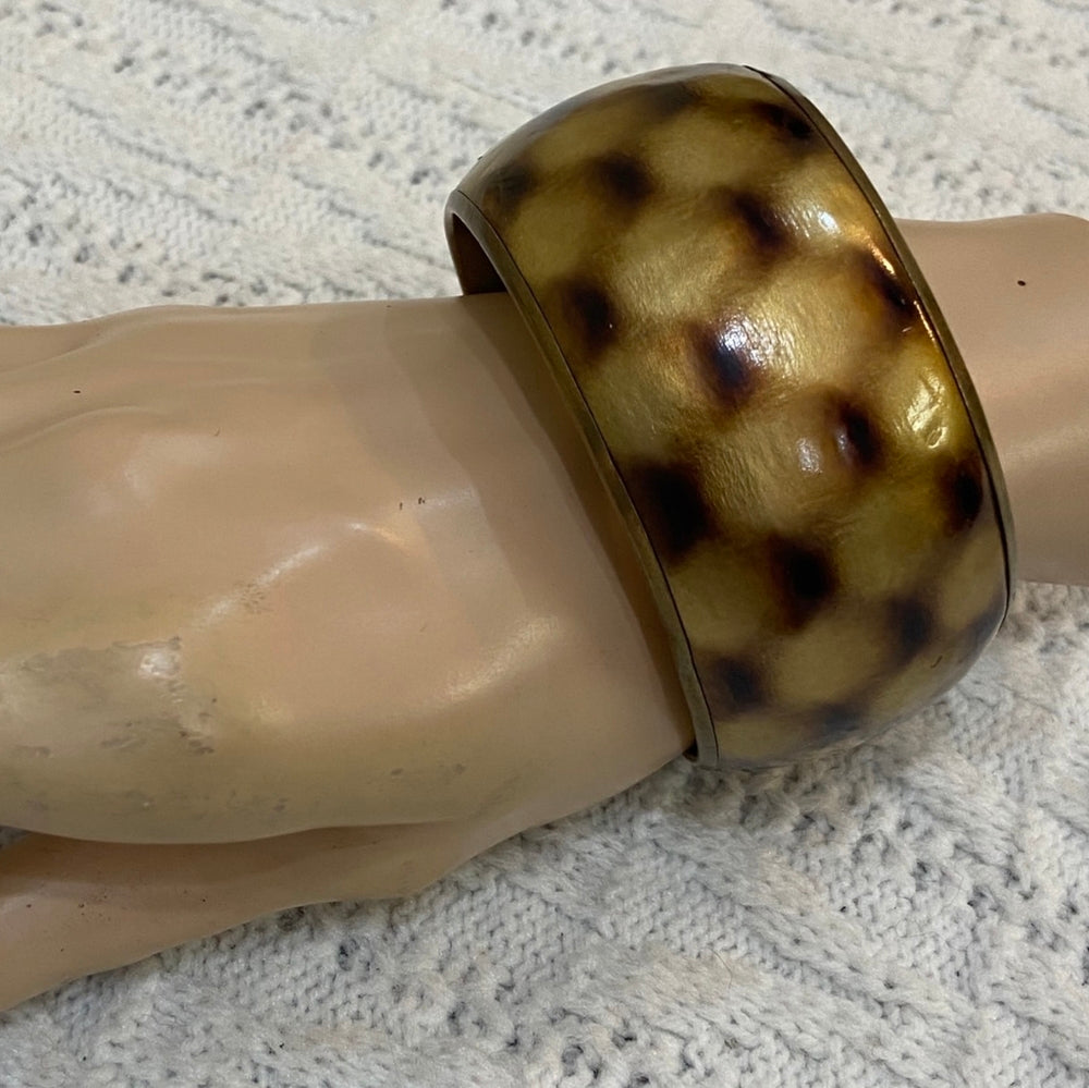 Vintage Gold Bangle with Brass Brow Plaid Design