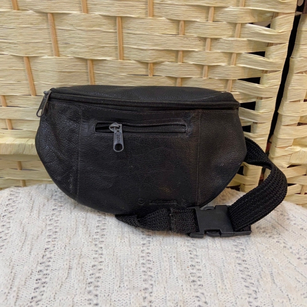Lufthansa First Class, Black Leather Fanny Pack