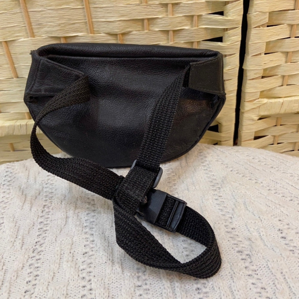 Lufthansa First Class, Black Leather Fanny Pack