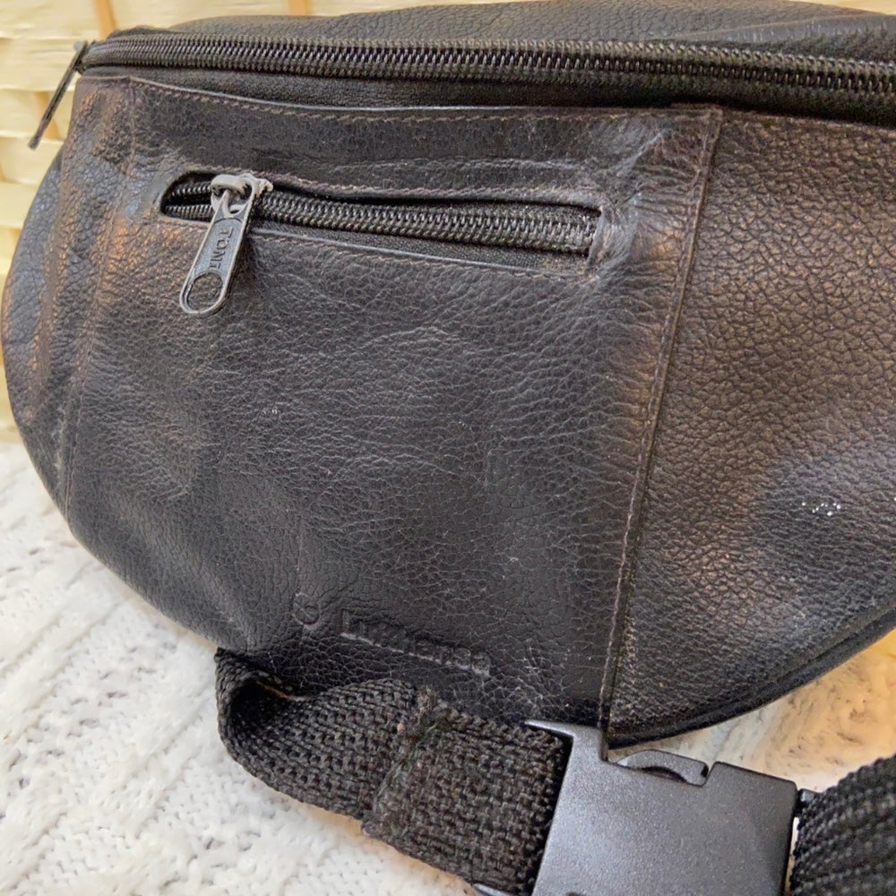 Lufthansa First Class, Black Leather Fanny Pack