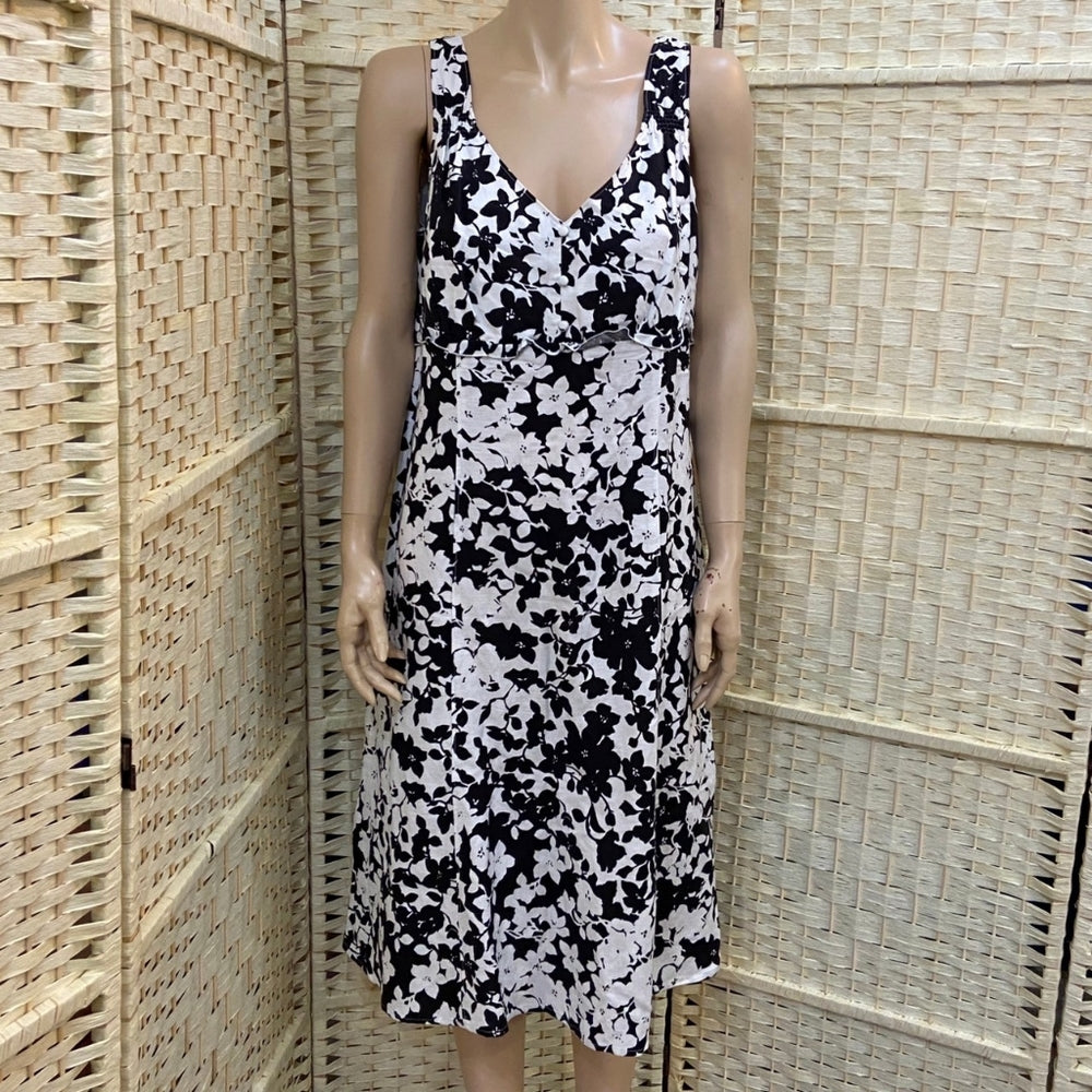 Villager Liz Claiborne, Black and White Floral Dress - Size 14