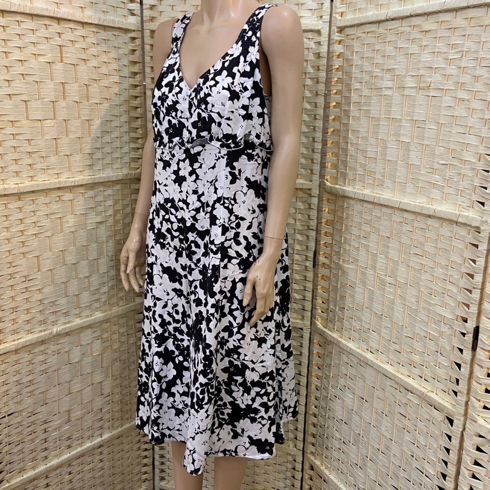 Villager Liz Claiborne, Black and White Floral Dress - Size 14