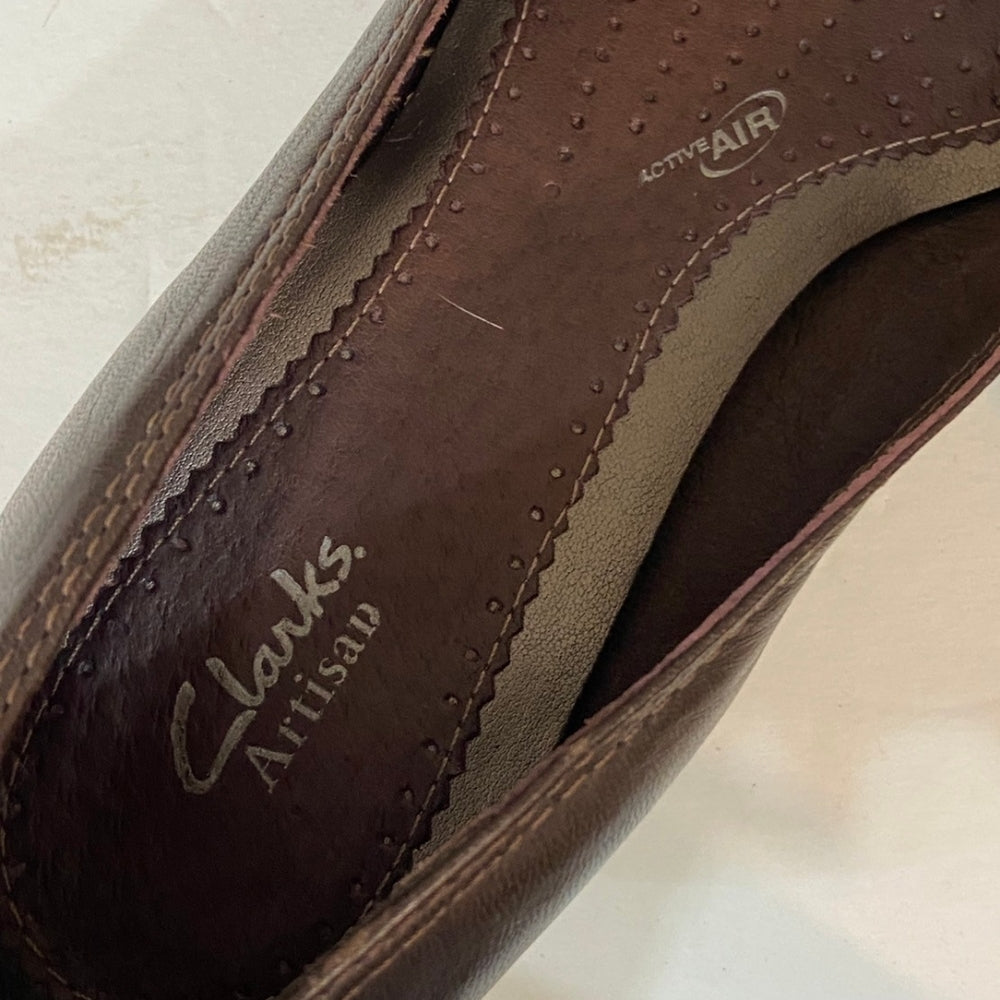 Clark's Artisan, Brown Leaather Low Heels - Size 9