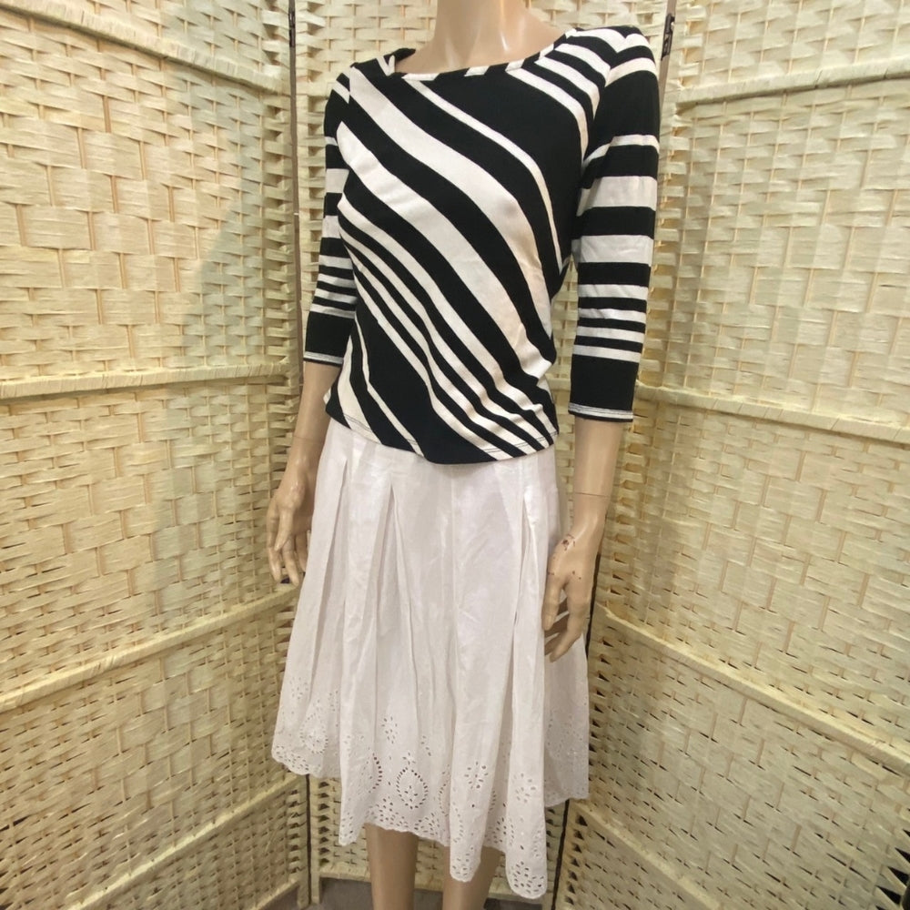 Studio Y, Black and White Top, and St. John's Bay, White Cotton Skirt Outfit Set