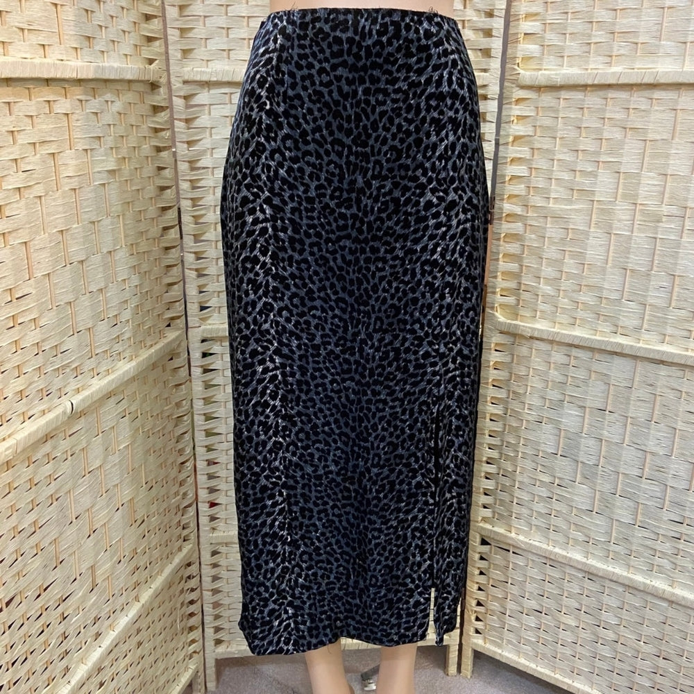 Silver Blue Black Velvety Cheetah Print Skirt - Size M