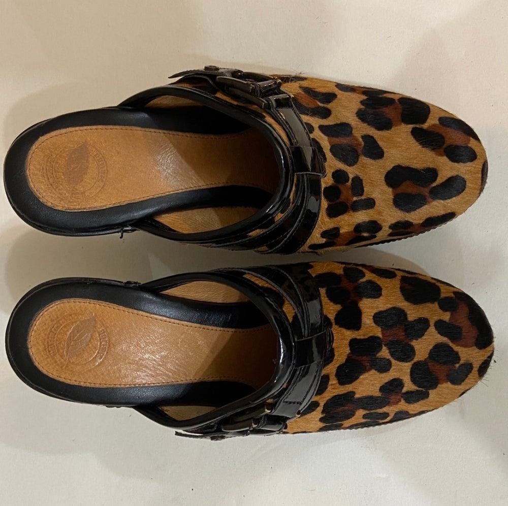 Nurture, Animal Print With Buckle Clogs - Size 7.5