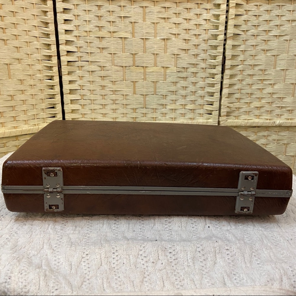 Vintage 1950s Samsonite Lock Coded, Brown Fiberglass Briefcase 18in x 12.5in