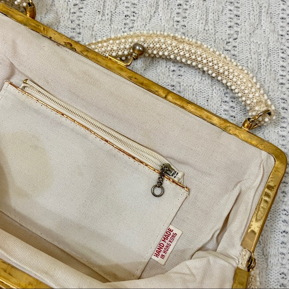 Vintage, White Beaded Handbag with Mother of Pearl Clasp