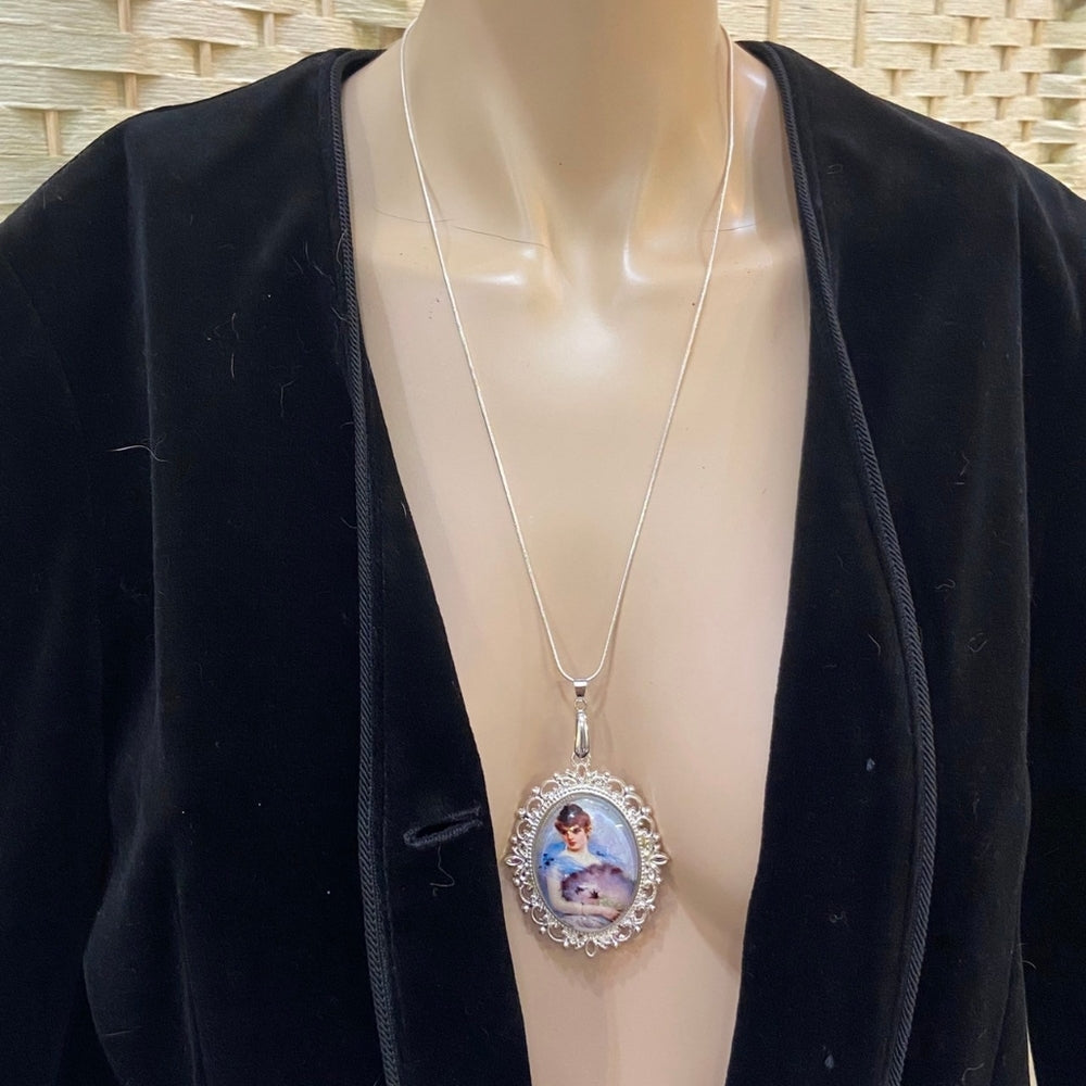 Vintage Style Glass Cabochon Victorian Lady in White with Fan Pendant Necklace