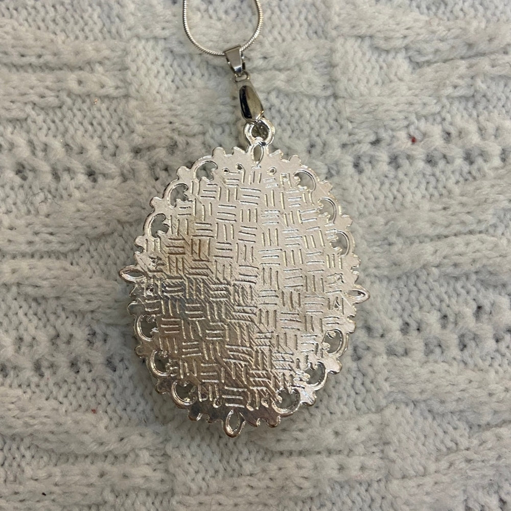 Vintage Style Glass Cabochon Victorian Lady in White with Fan Pendant Necklace