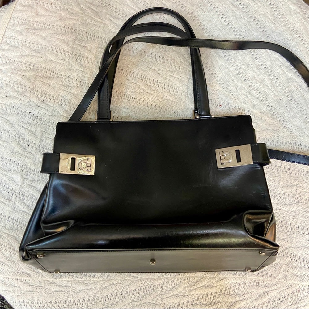 Ferragamo, 2-way Black Leather Handbag-Crossbody