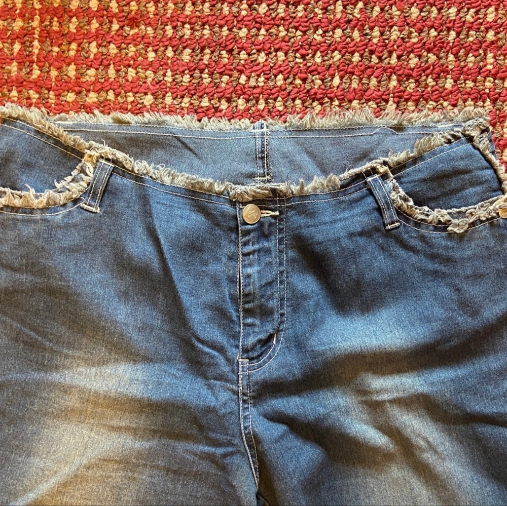 Committed, Soft Denim Frayed Design Jeans
