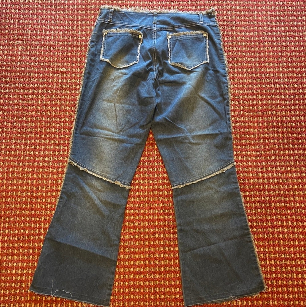 Committed, Soft Denim Frayed Design Jeans