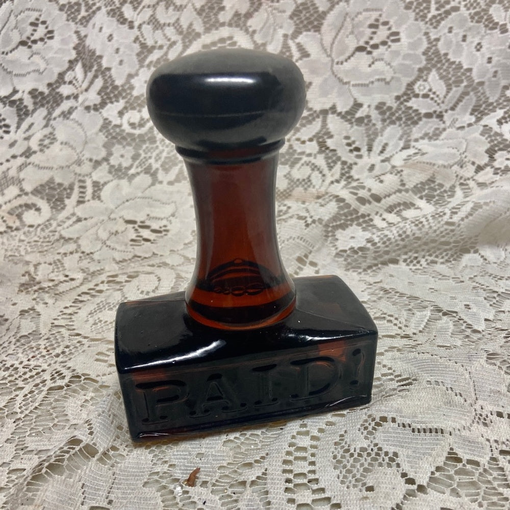 Vintage 1970s Avon Spicy After Shave Stamp Decanter 4Fl Oz (NIB)