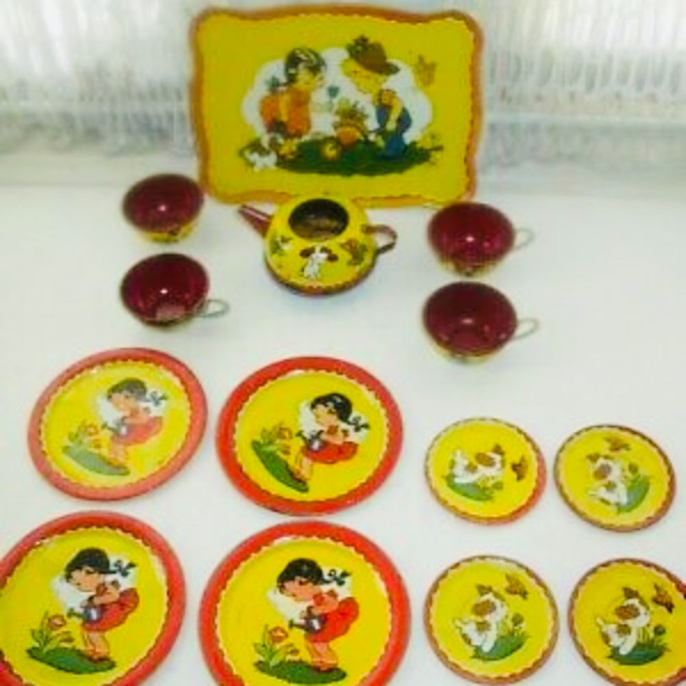 1940s #173 Boy-Girl in Garden, Ohio Art 14-pc Child’s Tin Tea Set