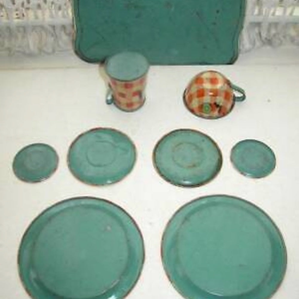 Rare, 1930s Ohio Art, FB Peat’s Humpty Dumpty 9-pc Childs Tin Tea Set