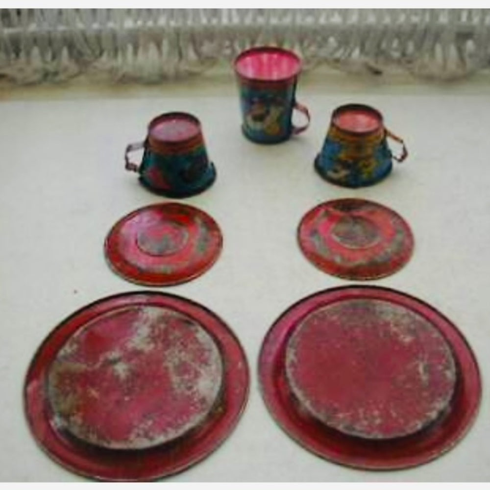 1940s Ohio Art, # 80, Mexican Boy 7pc Child’s Tin Tea Set