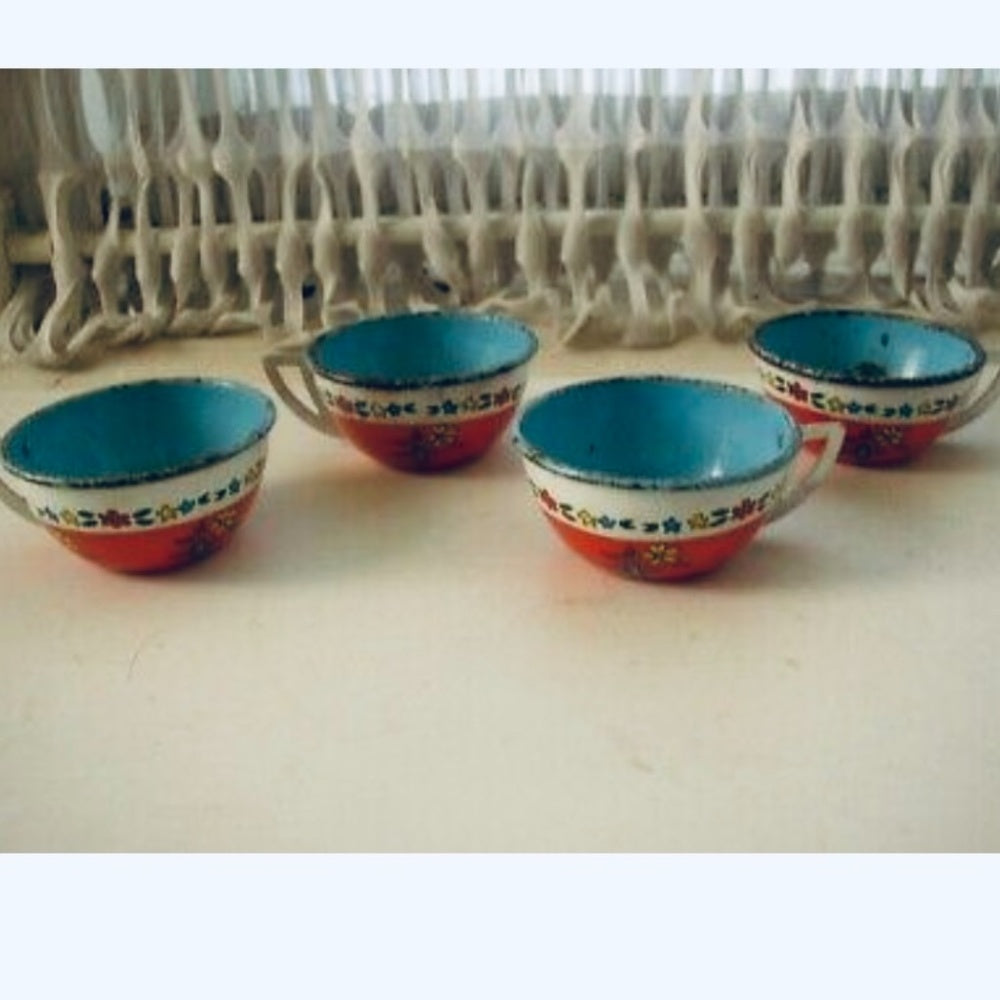 1940-50s Rare, Ohio Art, Floral Wheelbarrow, 16-pc Child’s Tin Tea Set