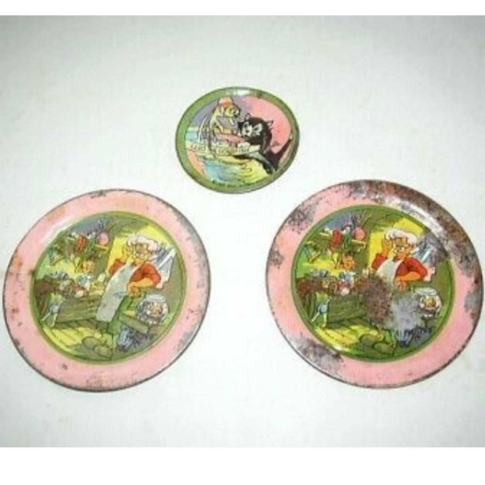 1939 Ohio Art Disney Pinocchio Child’s Tin Tea Set